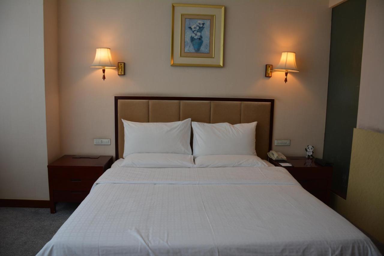 นานกิง แพนด้า จินหลิง แกรนด์ โฮเต็ล Hotel ภายนอก รูปภาพ