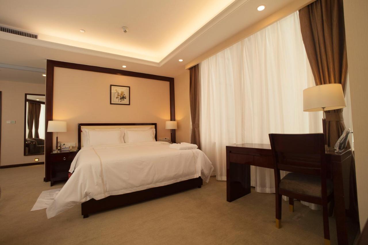 นานกิง แพนด้า จินหลิง แกรนด์ โฮเต็ล Hotel ภายนอก รูปภาพ